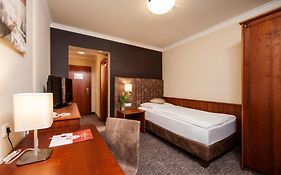 Hotel Weinberg Gmbh
